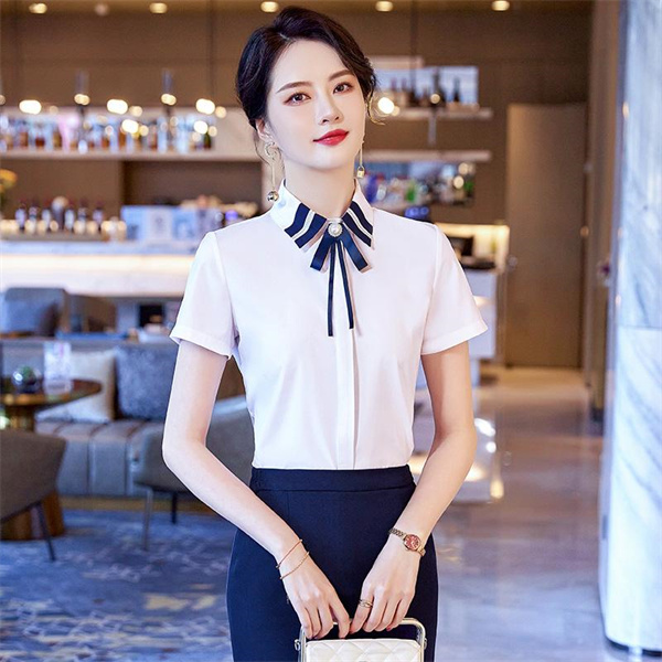 ɽ��ǰ�_��